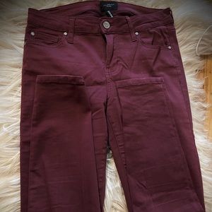 Burgundy skinny pants in great condition